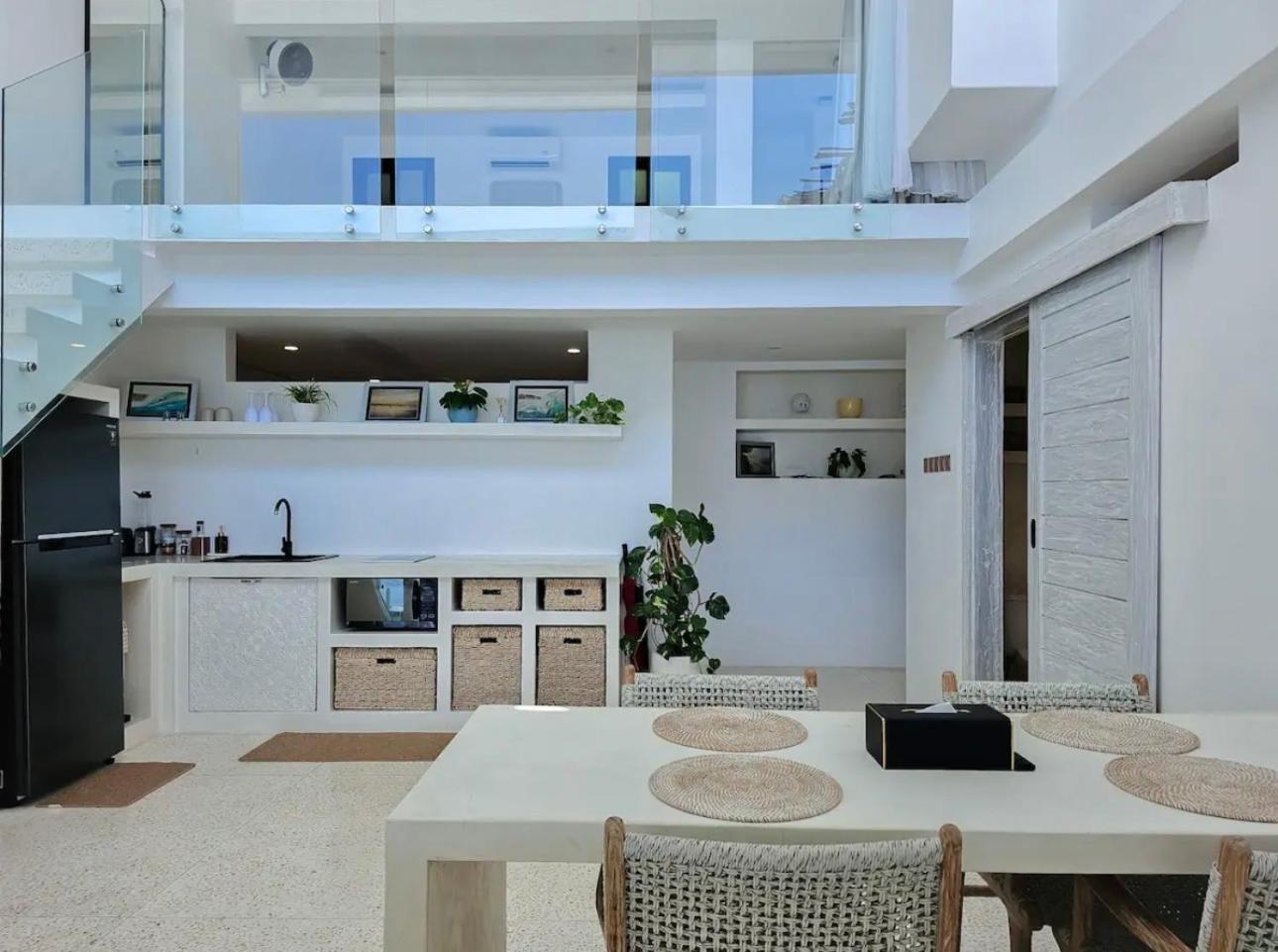 Infinity Bingin - Boutique Beachfront Family Suite Uluwatu Kültér fotó